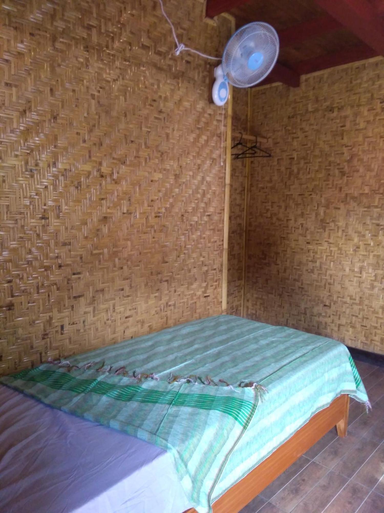 Hotel Lima Bintang à Gili Trawangan Chambre photo