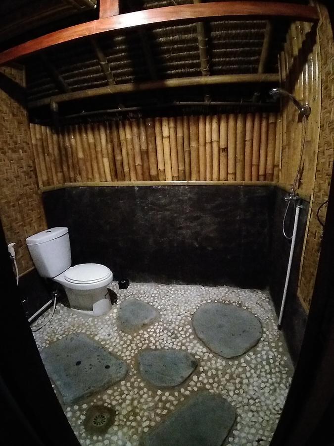 Hotel Lima Bintang à Gili Trawangan Extérieur photo