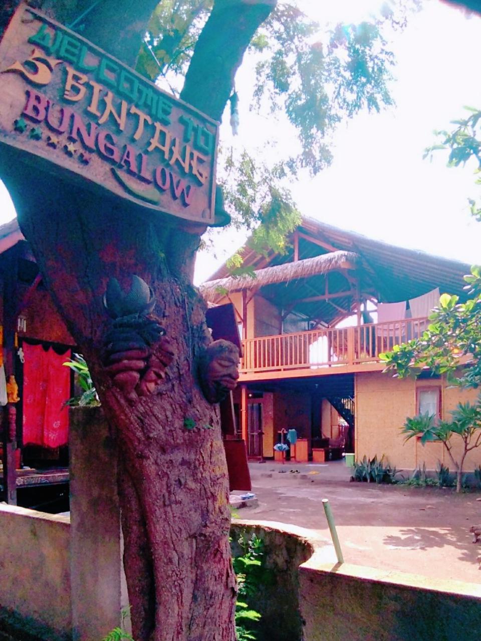 Hotel Lima Bintang à Gili Trawangan Extérieur photo